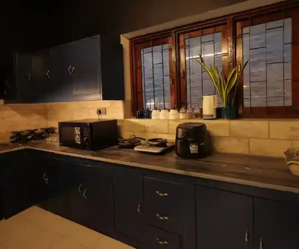 Arbour suites 1 - Kitchen